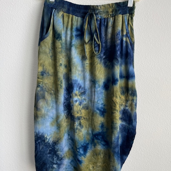 Cozy Casual Blue Green Tie Dye Midi Skirt Medium - Picture 5 of 6